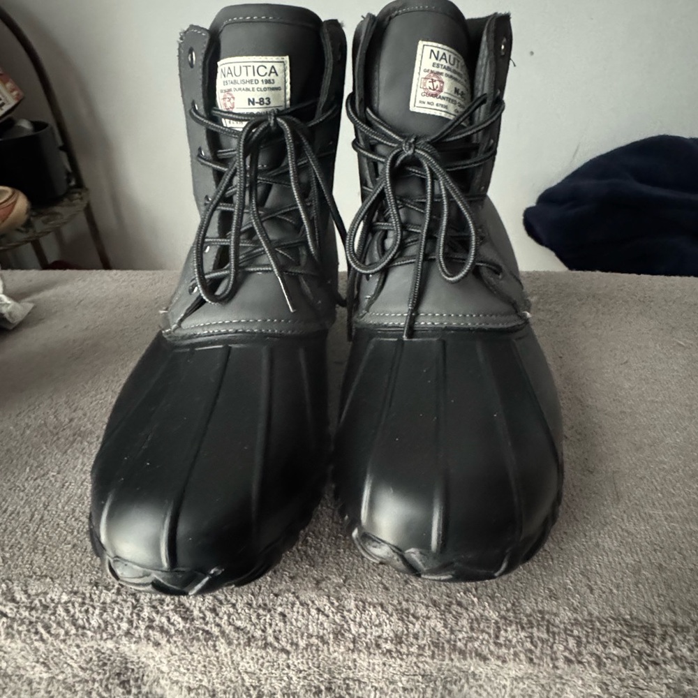 Nautica Men's Black duck Boots size 15